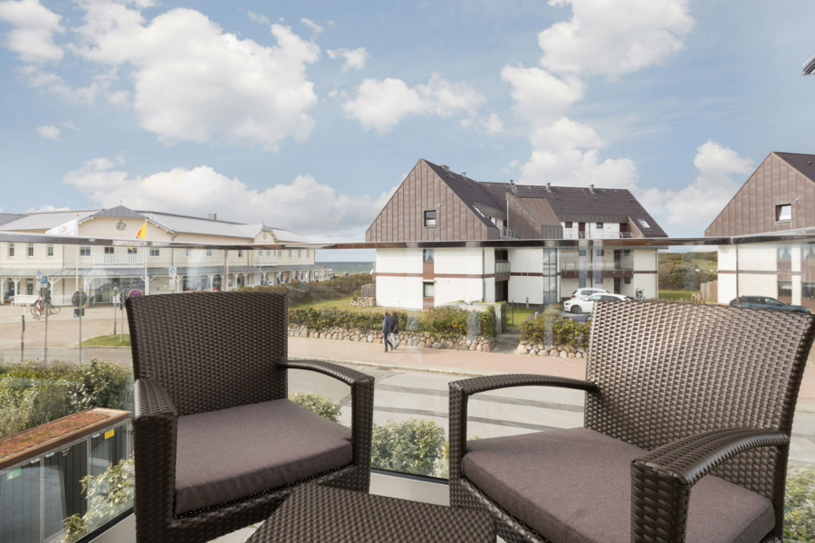 Bild - Exklusives Wohnen unter Reet direkt hinter den Dünen (DW)