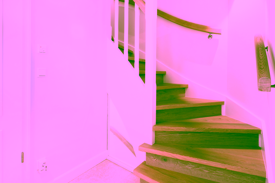 Bild - Exklusives Wohnen unter Reet direkt am Strand