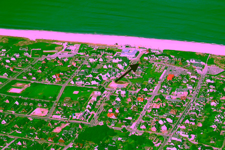 Bild - Exklusives Wohnen unter Reet direkt am Strand