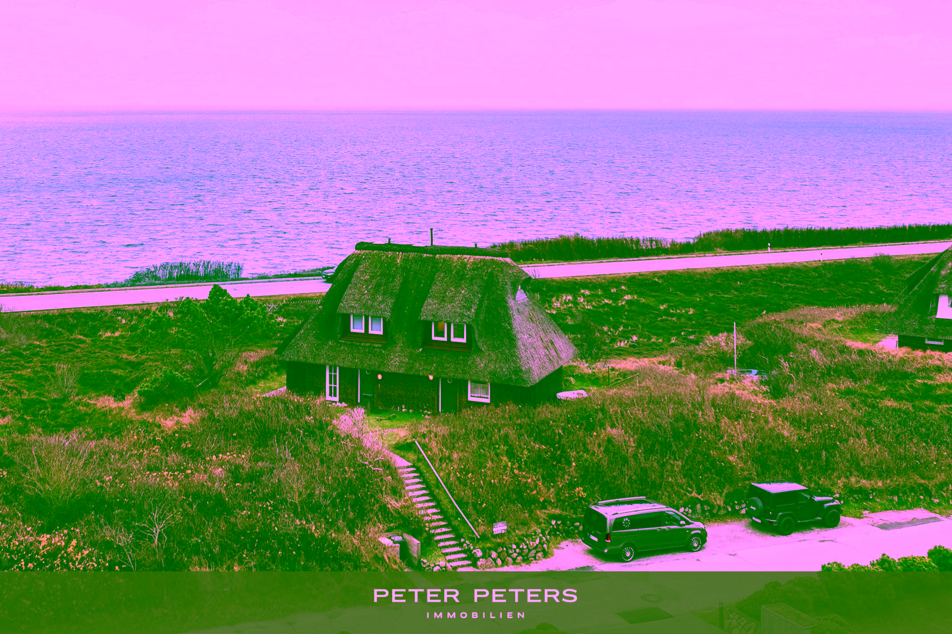 Schöne Doppelhaushälfte mit weitem Blick über das Wattenmeer - Titelbild (17243)