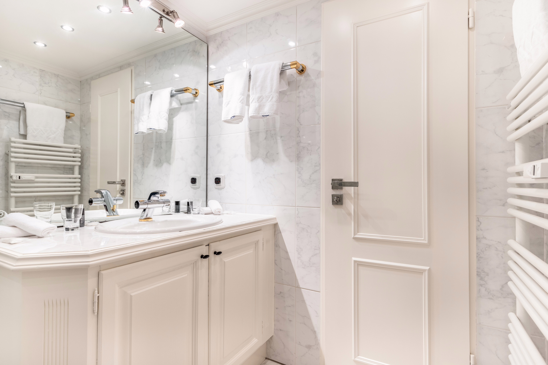 Bild - Schönes Appartement mit seitlichem Meerblick in bester Kampener Lage