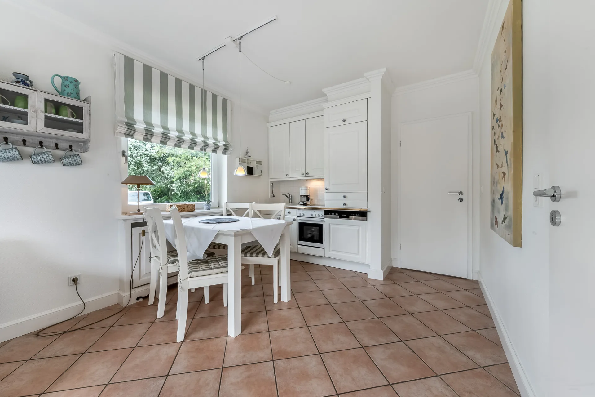 Bild - Gemütliche zwei Zimmer Wohnung mit Terrasse in Wenningstedt