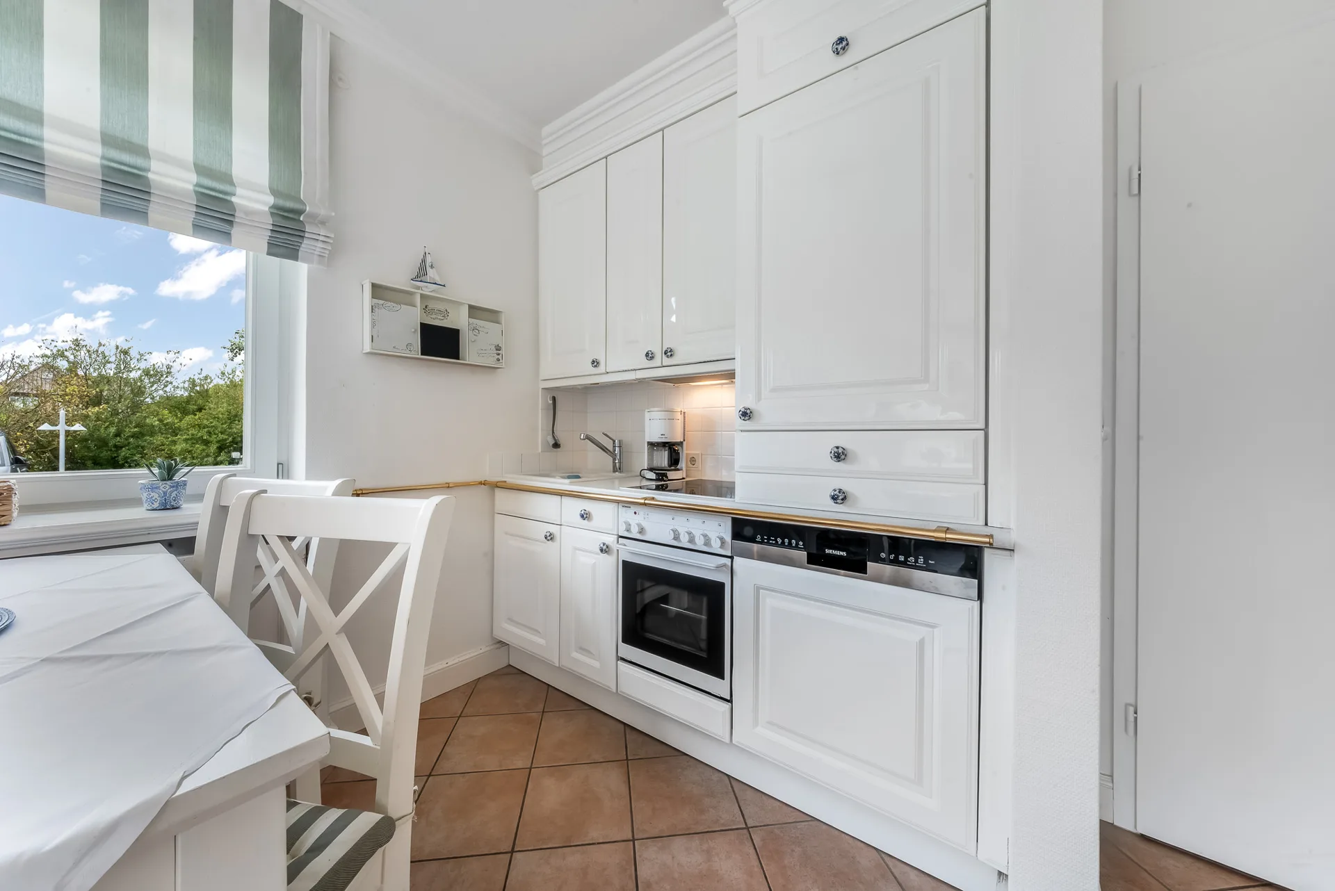 Bild - Gemütliche zwei Zimmer Wohnung mit Terrasse in Wenningstedt