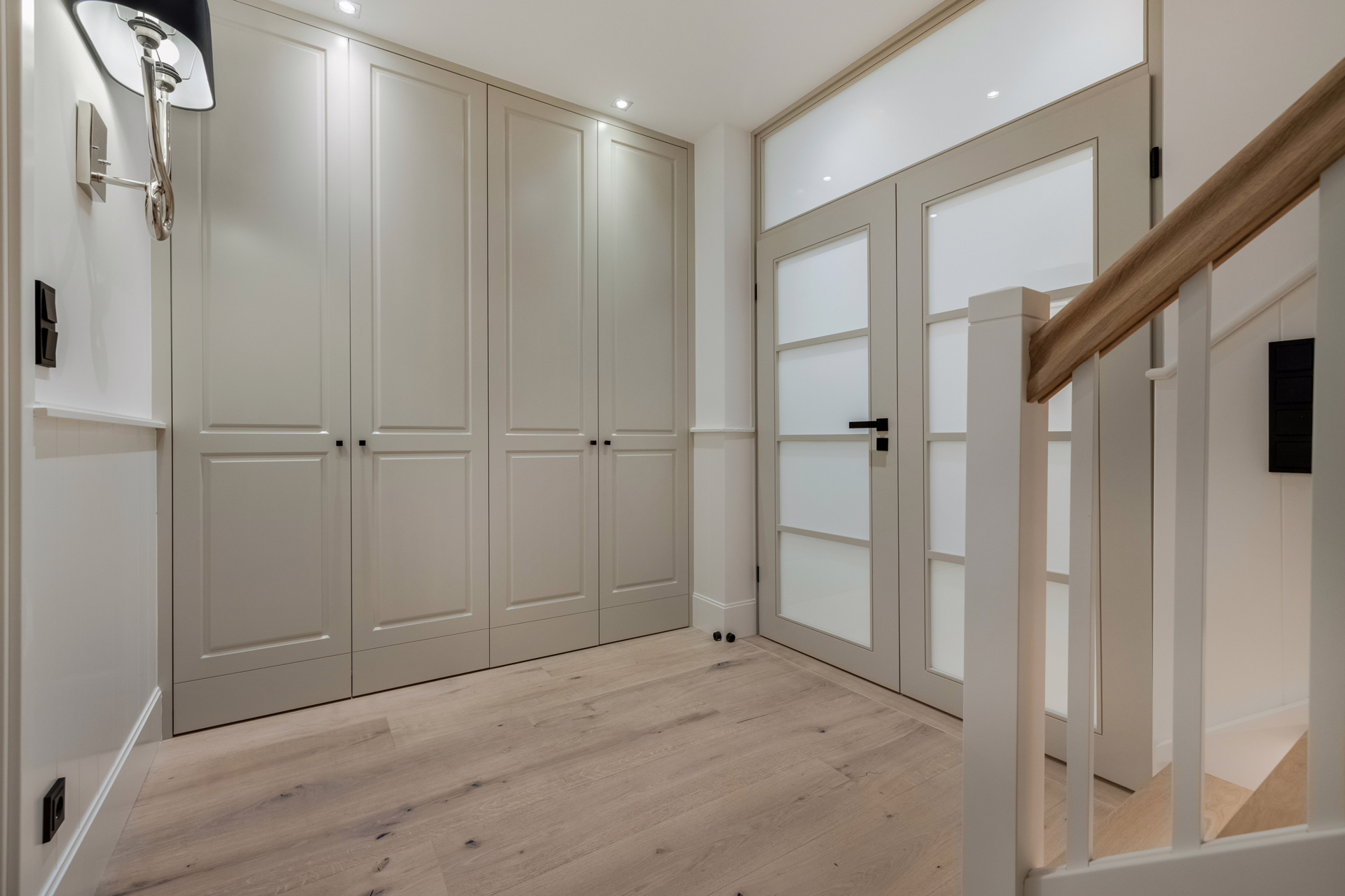 Bild - Meerblick und Terrasse! Neu und aufwendig sanierte 3 Zimmer Ferienwohnung