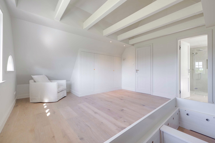 Bild - Großzügiges Neubau-Doppelhaus unter Reet in toller Lage von Wenningstedt