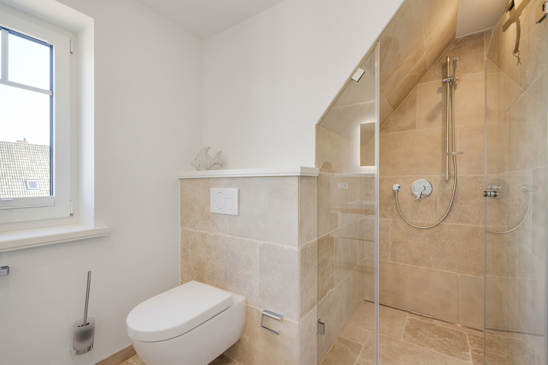 Bild - Neubau von einem Wohnhaus mit je 1 FW und 1 DW (Haus 3)