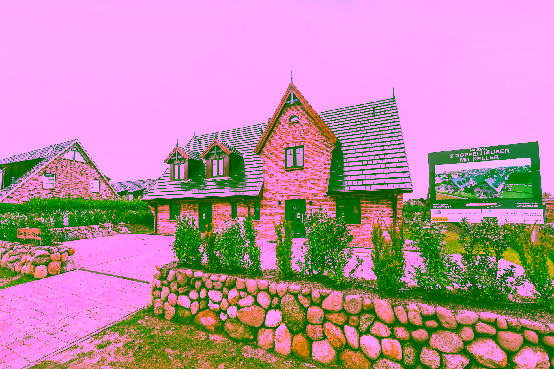 Neubau von einem Wohnhaus mit je 1 FW und 1 DW (Haus 3) - Titelbild (22452)