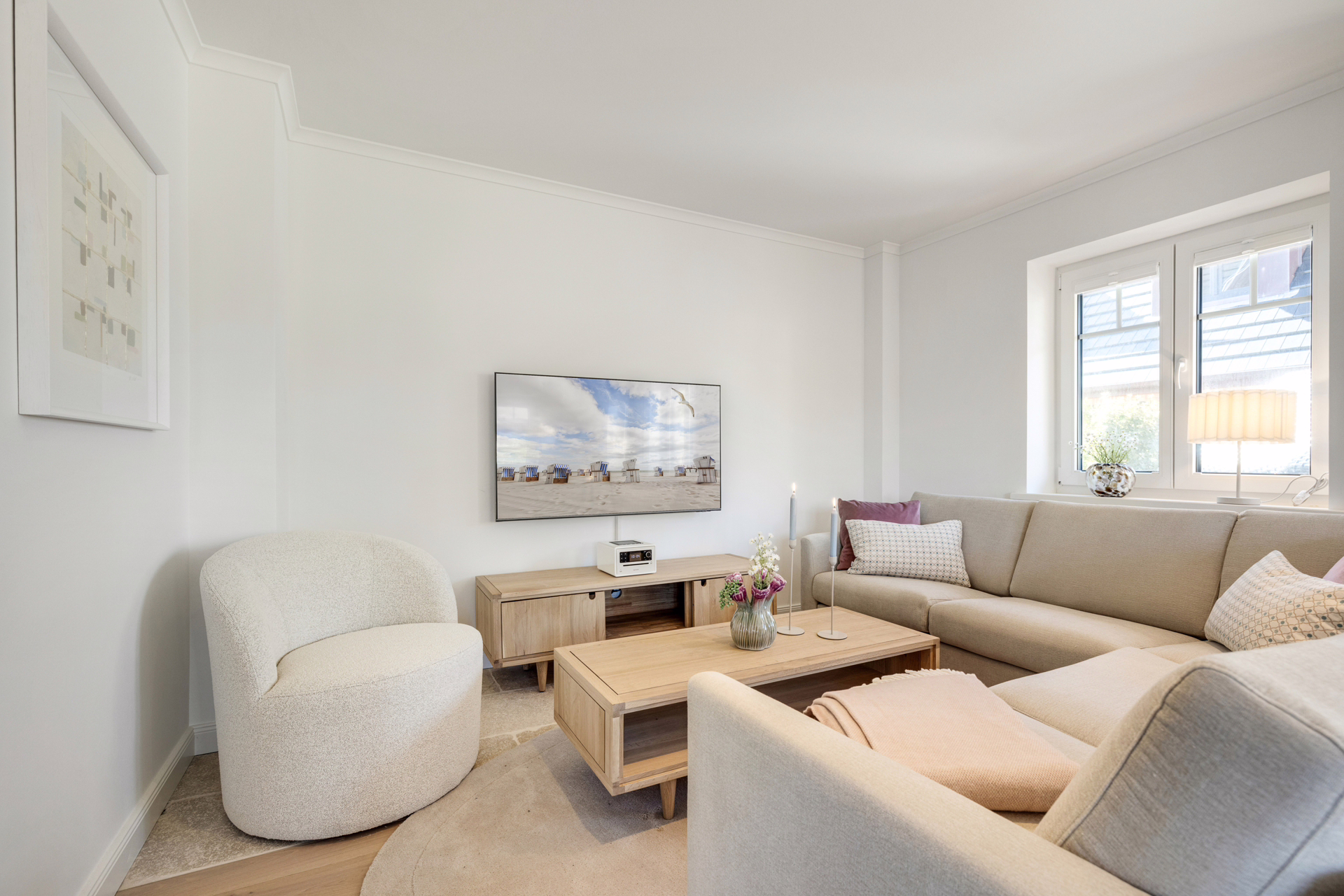 Neubau von einem Wohnhaus mit je 1 FW und 1 DW (Haus 3) - Bild (52658)