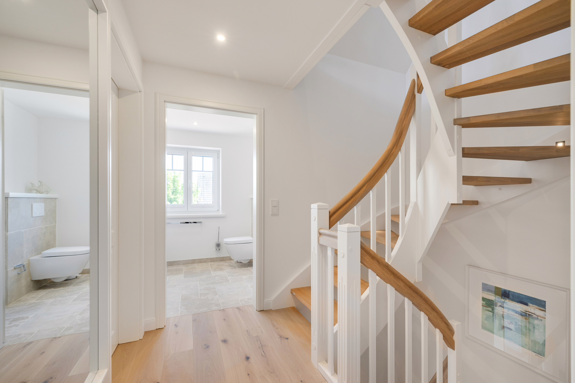 Bild - Neubau von einem Wohnhaus mit je 1 FW und 1 DW (Haus 3)