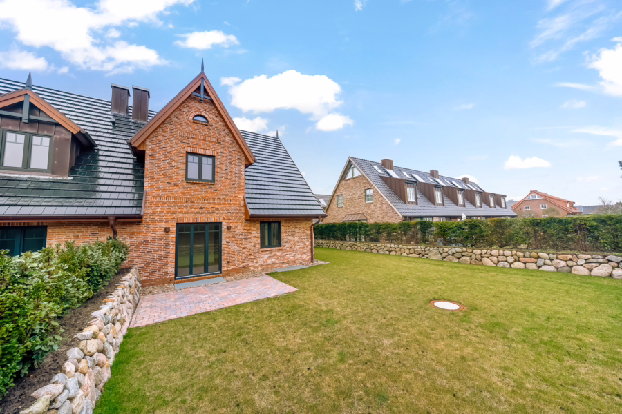 Bild - Neubau von einem Wohnhaus mit je 1 FW und 1 DW (Haus 3)