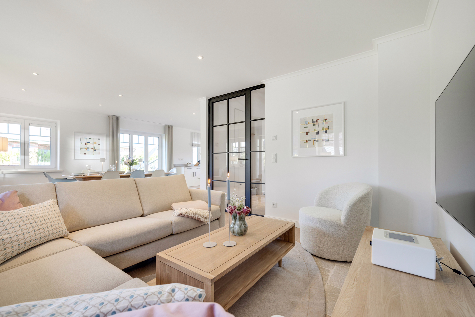 Bild - Neubau von einem Wohnhaus mit je 1 FW und 1 DW (Haus 3)