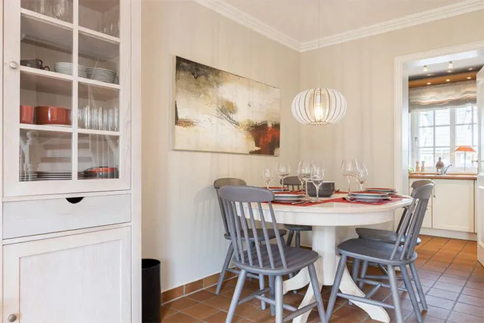 Eßzimmer 2 - Reetgedecktes Reihenhaus in bester Lage unmittelbar am Weststrand in Wenningstedt