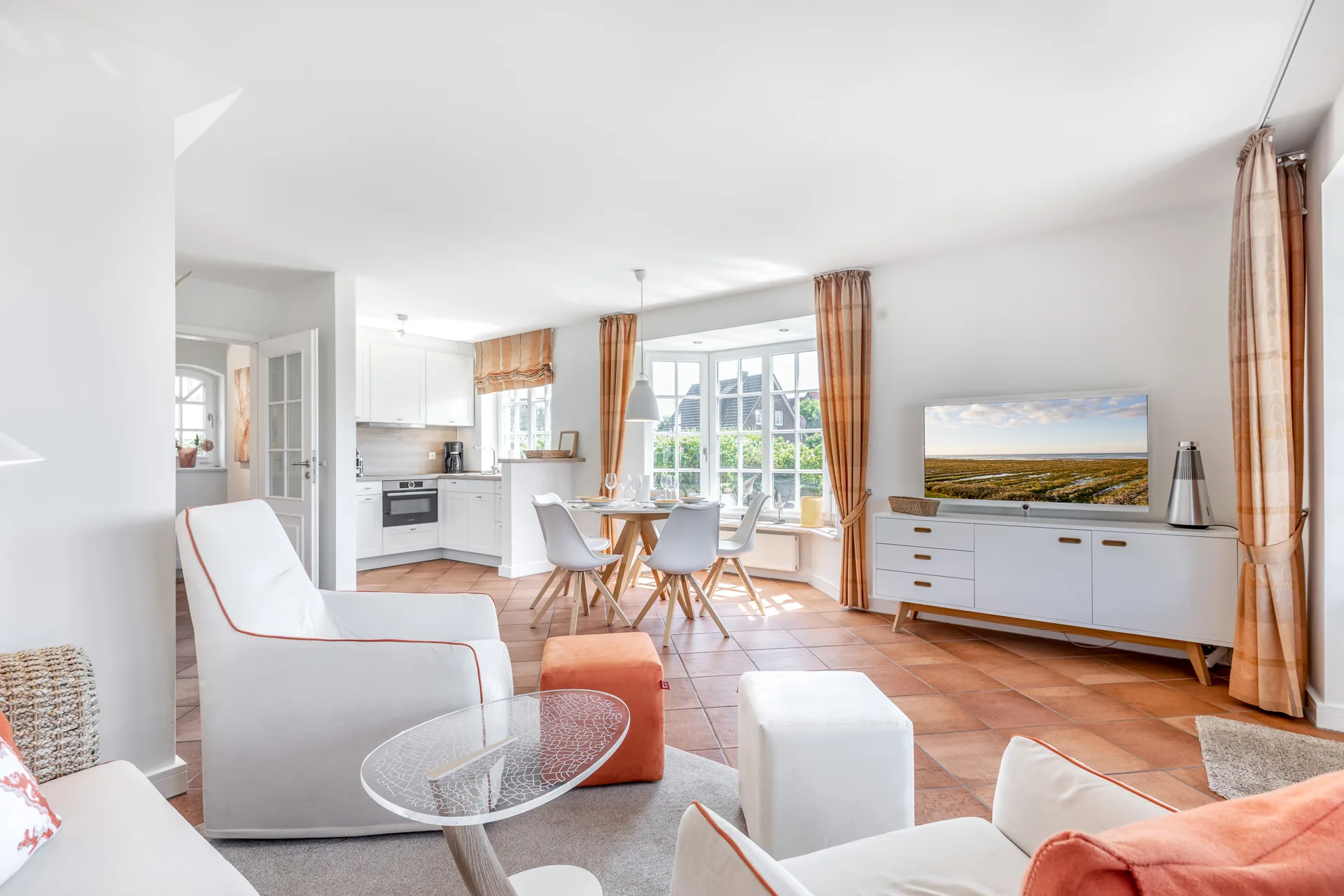 Bild - Großzügige Erdgeschoss Wohnung mit Südterrasse im Herzen von Wenningstedt