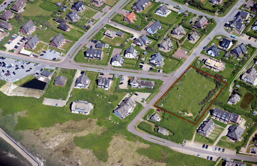 Bild - -Top-Lage- Neubau-Doppelhaus unter Reet an den Dünen in Wenningstedt (Haus 2)