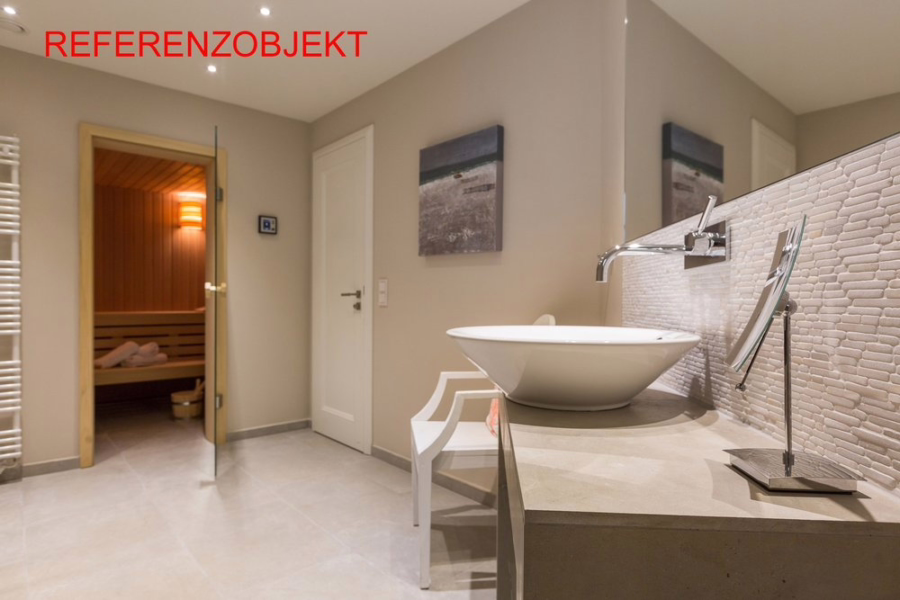 Referenzobjekt - Doppelhaushälften unter Reet in zentraler und wattnaher Lage von List