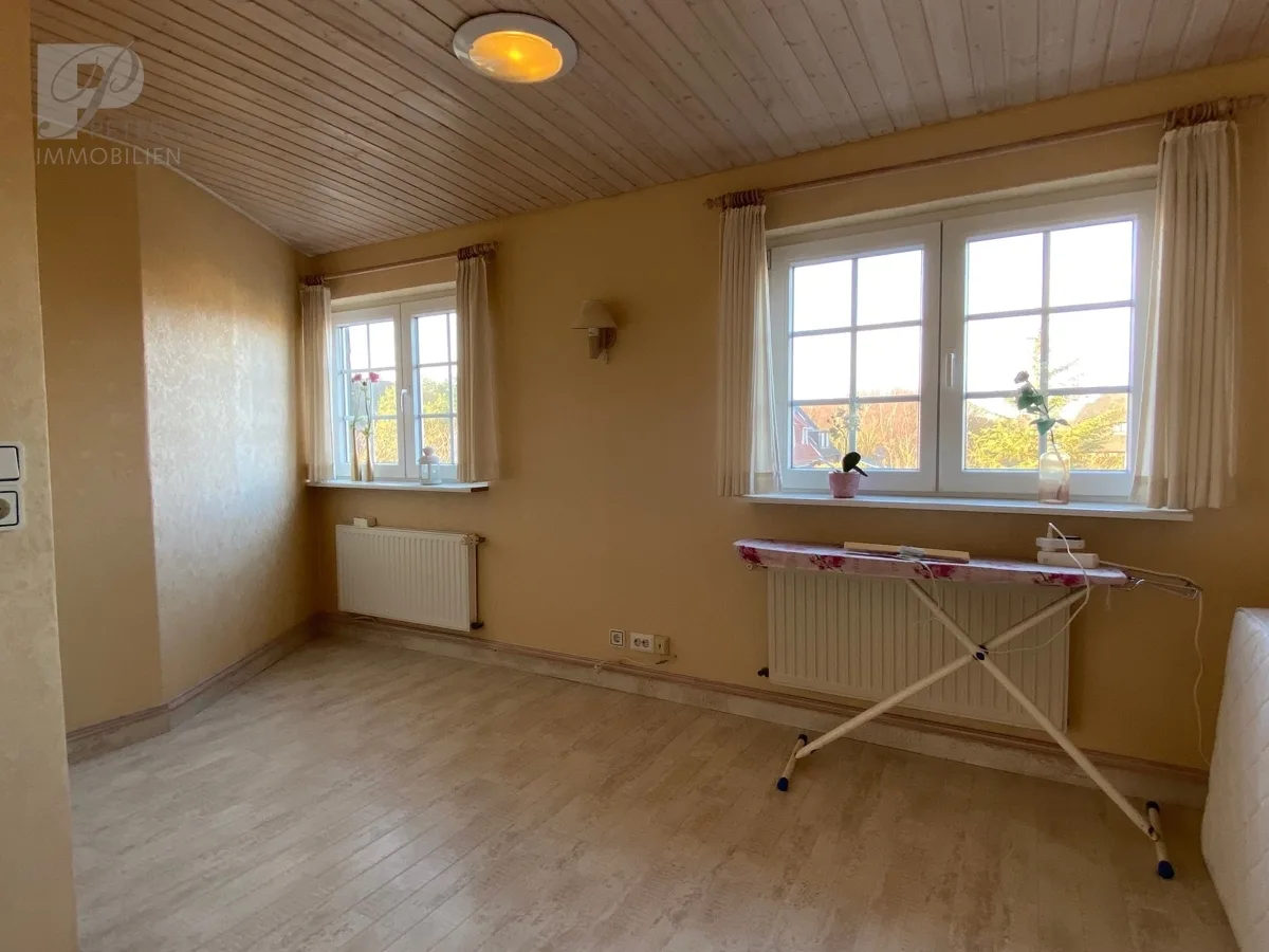 Bild - Doppelhaushälfte mit Garage und Südgarten nahe dem Lister Ellenbogen