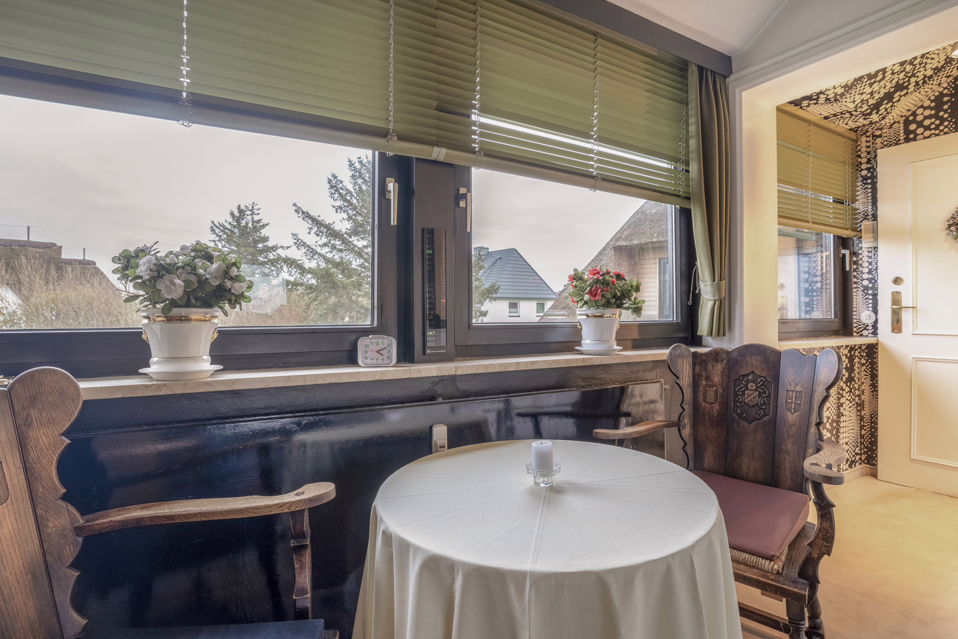 Bild - Schöne Obergeschoss-Wohnung mit Blick auf den Wenningstedter Dorfteich