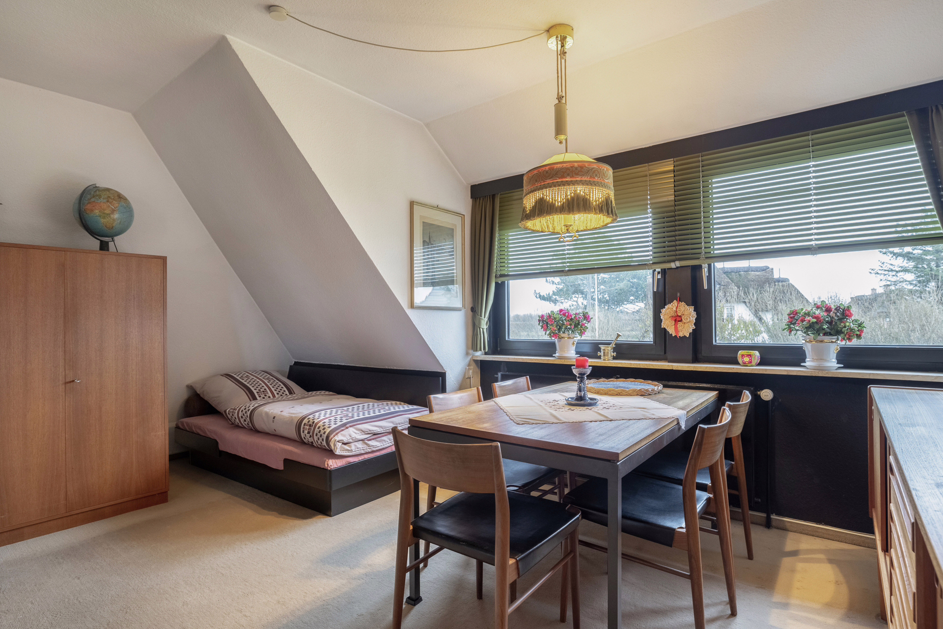 Bild - Schöne Obergeschoss-Wohnung mit Blick auf den Wenningstedter Dorfteich