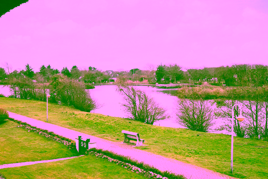 Bild - Schöne Obergeschoss-Wohnung mit Blick auf den Wenningstedter Dorfteich