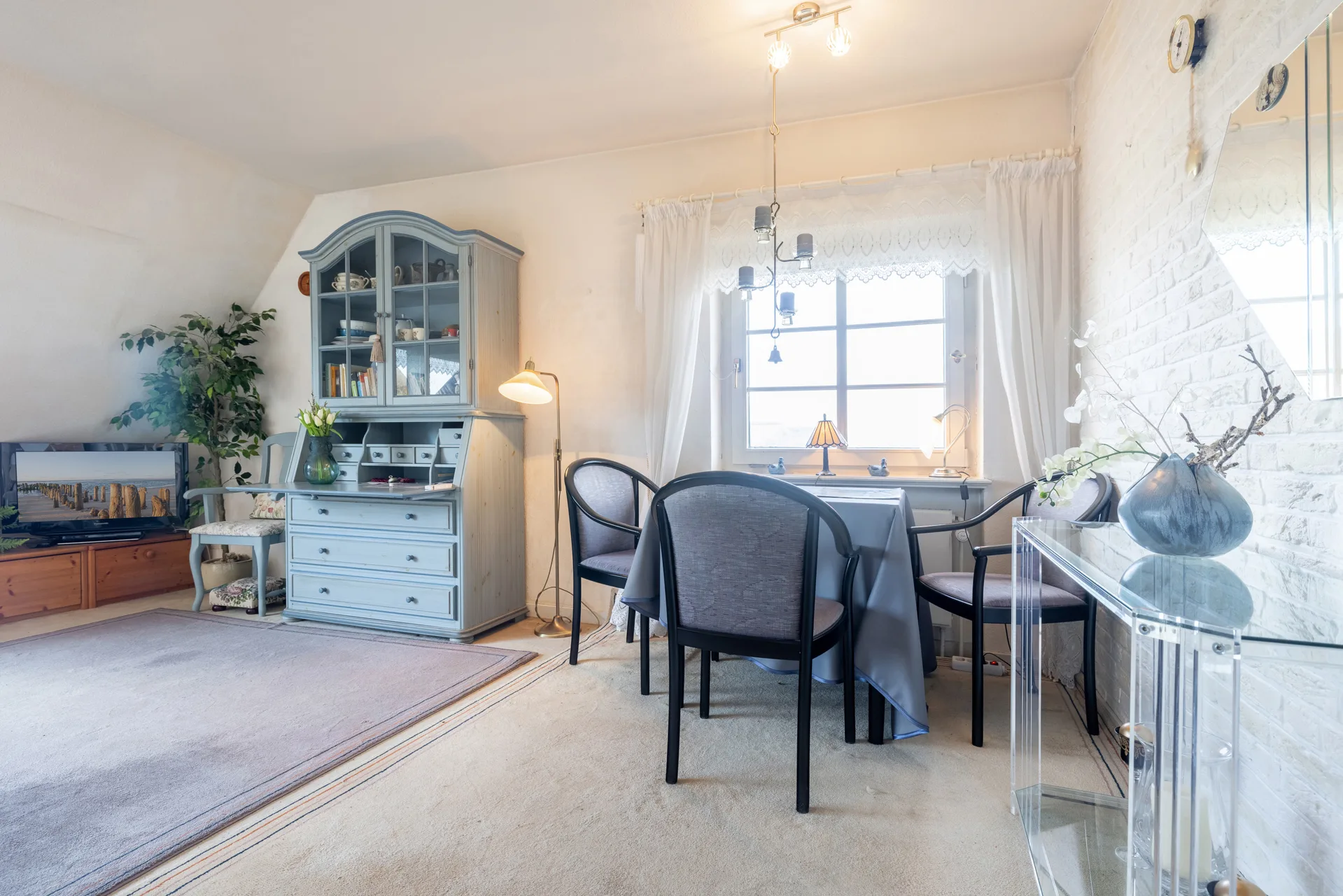 Bild - Schöne Dachgeschosswohnung in ruhiger Lage von Wenningstedt