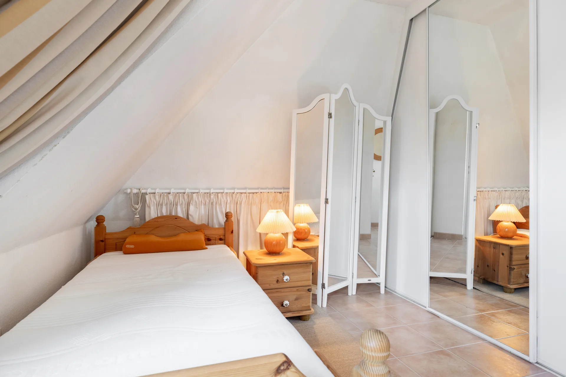 Bild - Schöne Dachgeschosswohnung in ruhiger Lage von Wenningstedt