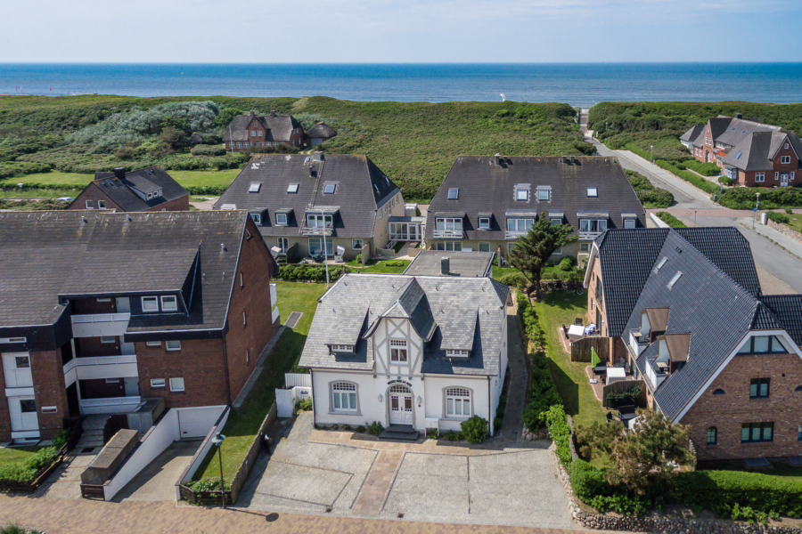 Bild - Mehr Meer geht kaum – sanierte Strandvilla von 1907 in zweiter Reihe