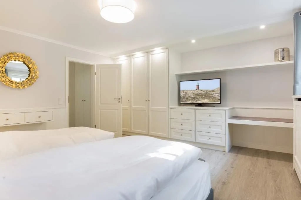 Bild - Einzigartig gelegene Wohnung unter Reet mit Meerblick