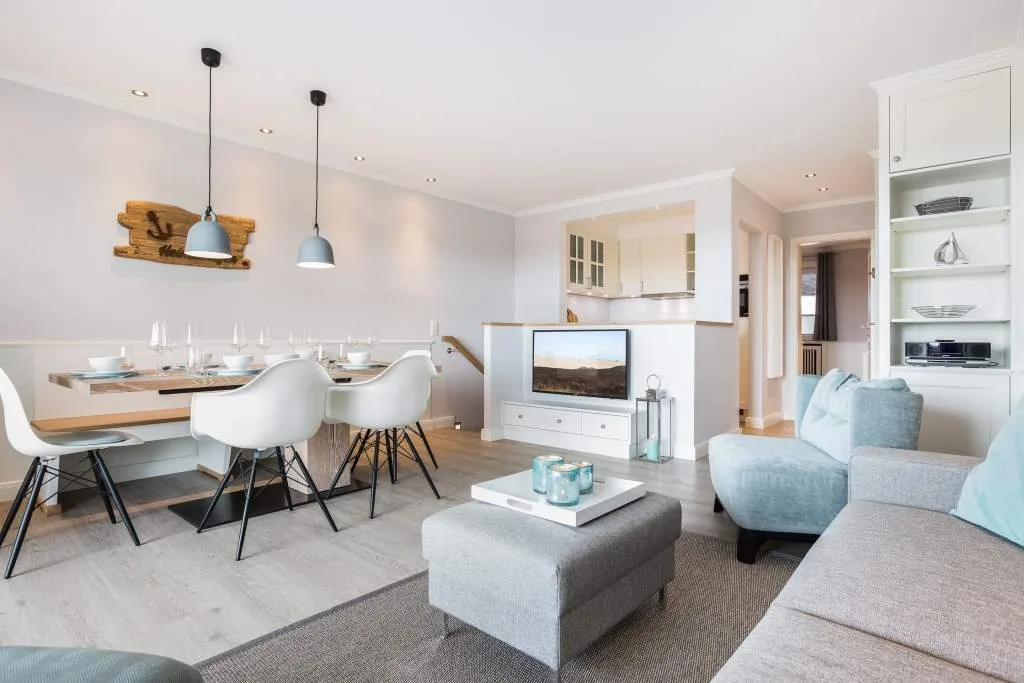 Bild - Einzigartig gelegene Wohnung unter Reet mit Meerblick