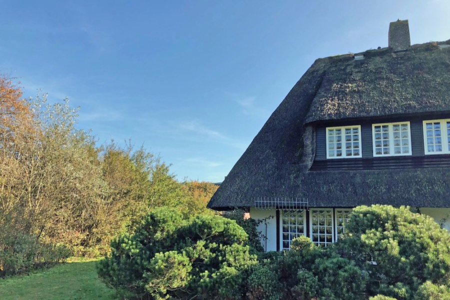 Titelbild - Reetgedecktes Endhausteil in schöner Lage von Keitum