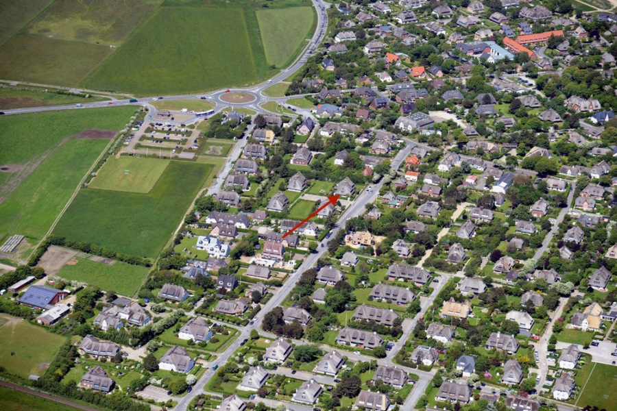 Bild - Reetgedecktes Endhausteil in schöner Lage von Keitum