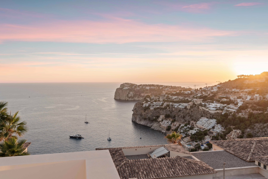 Bild - Exklusive Bauhausvilla mit spektakulärem Panoramablick in Andratx