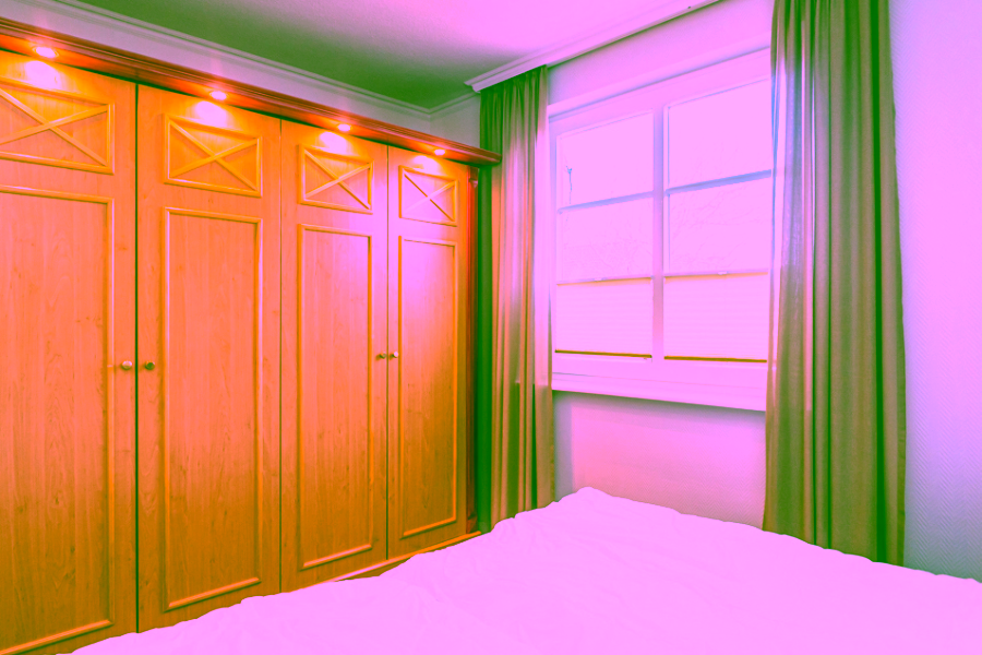 Bild - Großzügiges Wohnhaus mit einer Dauer- und zwei Ferienwohnungen in Top-Lage von Westerland