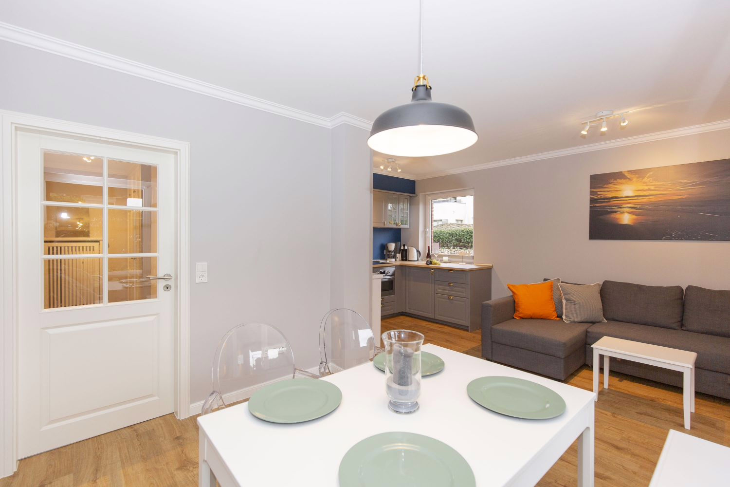 Bild - Modernes Zwei-Zimmer-Appartement am Wenningstedter Dorfteich