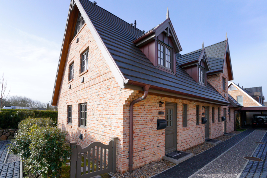 Bild - Hochwertiges und möbliertes Endhausteil in zentraler Lage von Westerland