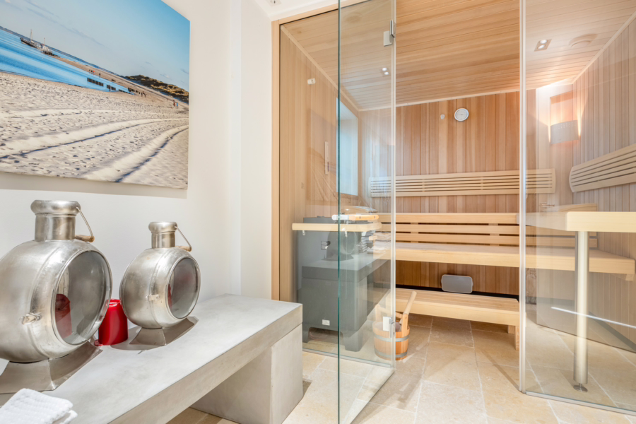 Bild - Hochwertiges und möbliertes Endhausteil in zentraler Lage von Westerland