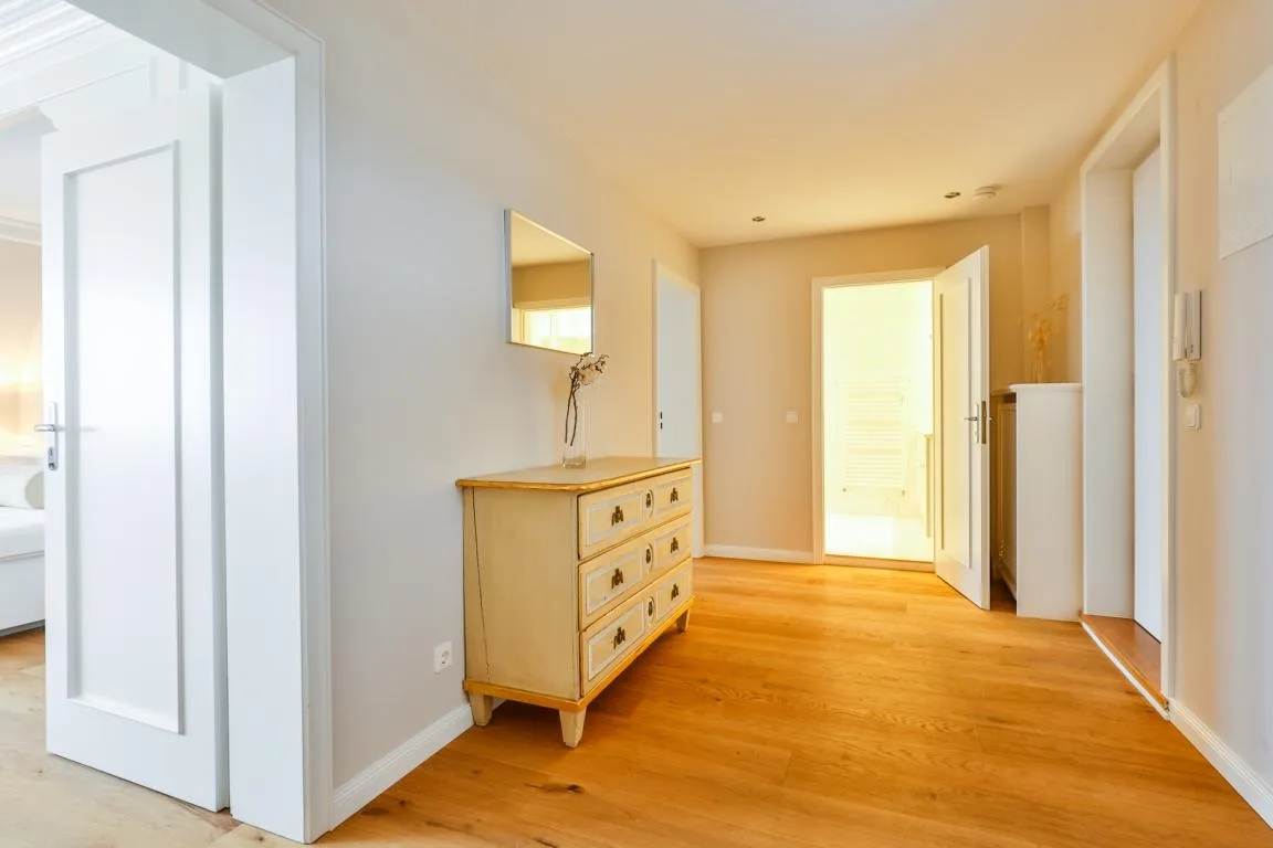 Bild - Großzügige Wohnung am Kampener Kliff