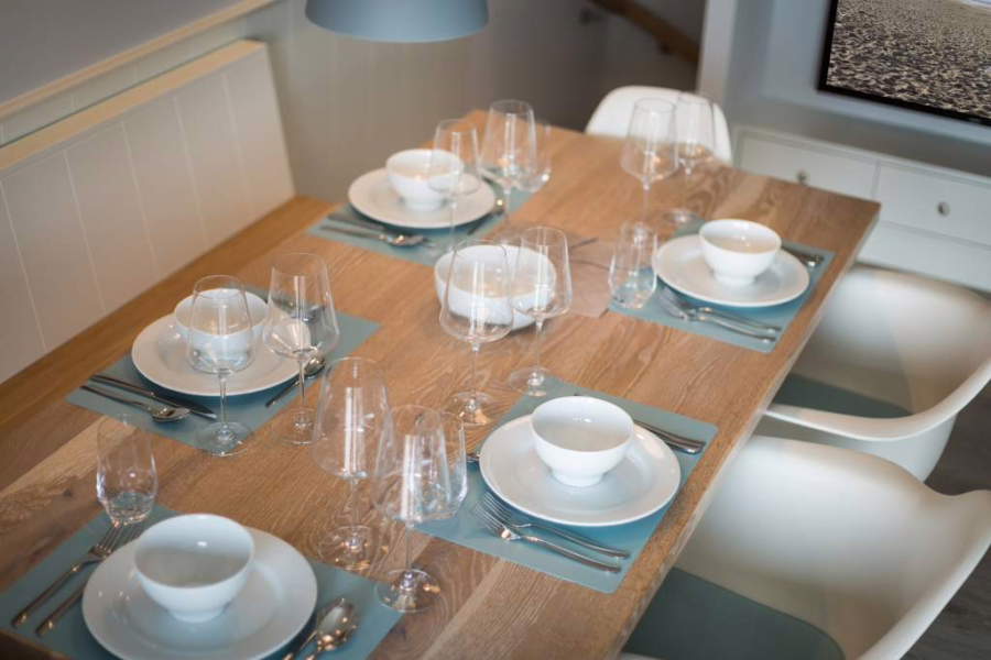 Bild - Einzigartig gelegene Wohnung unter Reet mit Meerblick