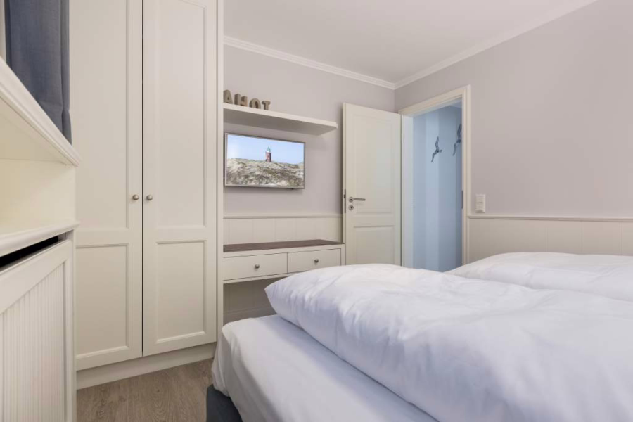 Bild - Einzigartig gelegene Wohnung unter Reet mit Meerblick