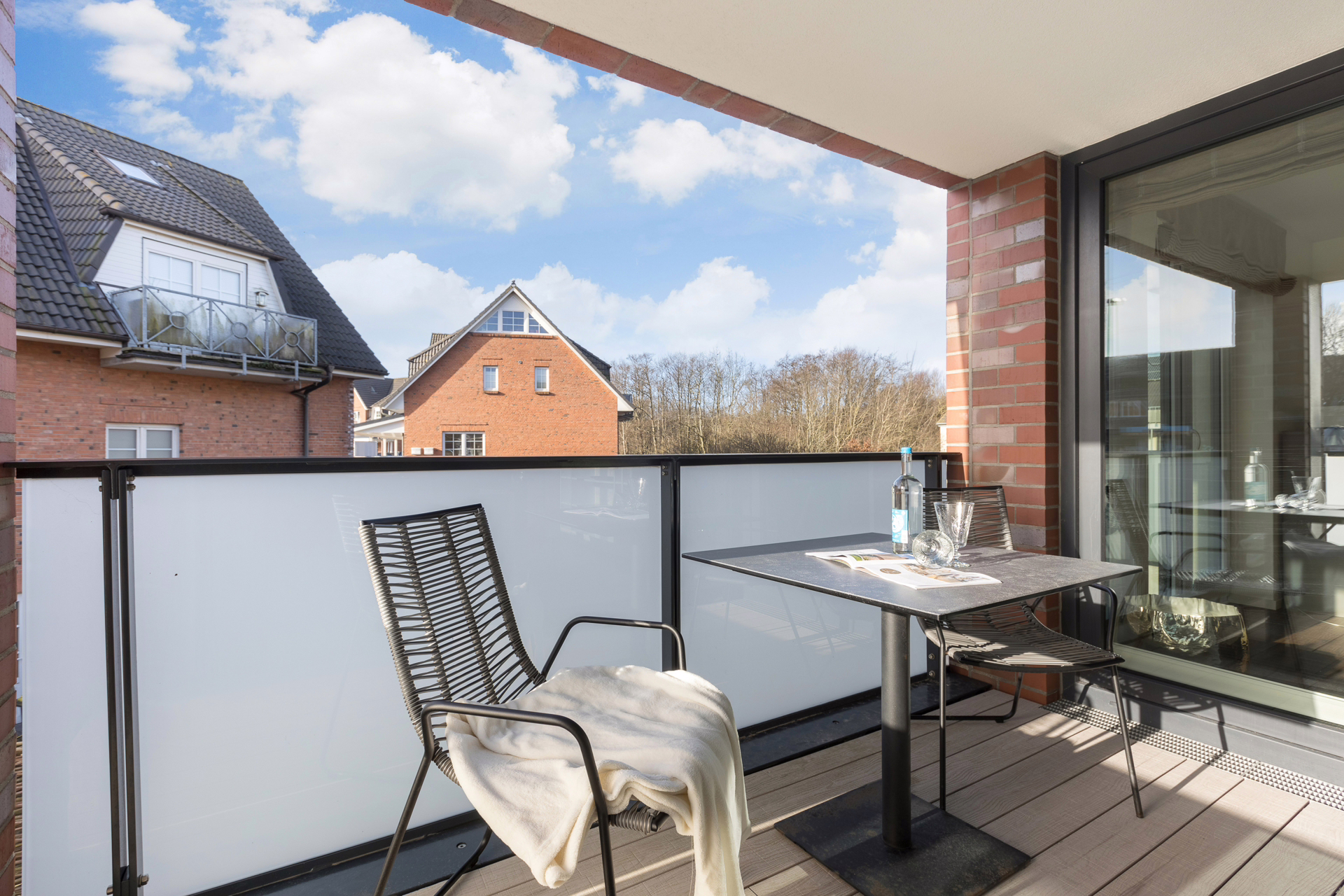 Bild - helles und modernes 3-Zimmer Appartement mit 2 Balkonen und Fahrstuhl in strandnaher Lage von List