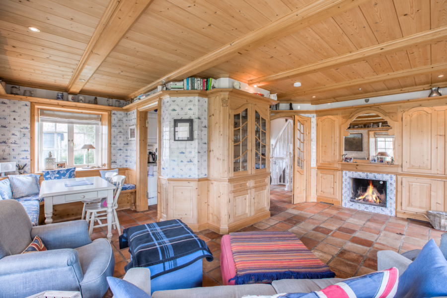 Bild - Schmucke Reethaushälfte in ruhiger Lage mit Blick in die Kampener Dünen