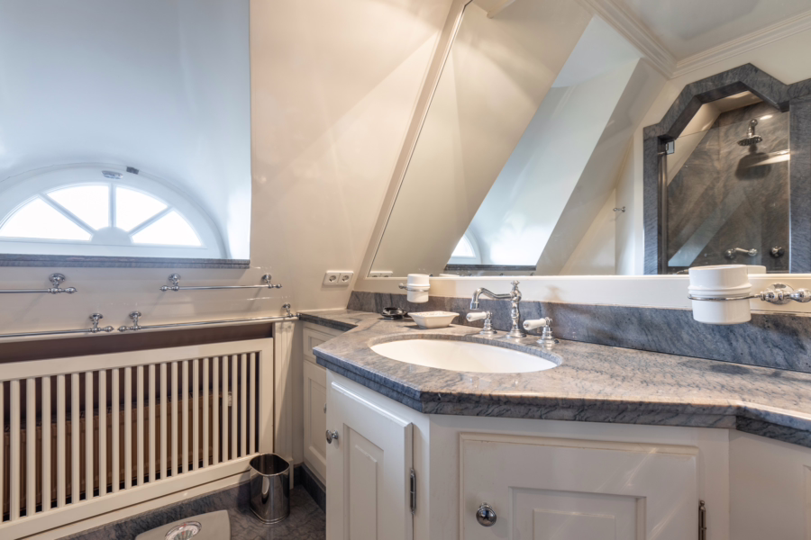 Bild - Schmucke Reethaushälfte in ruhiger Lage mit Blick in die Kampener Dünen