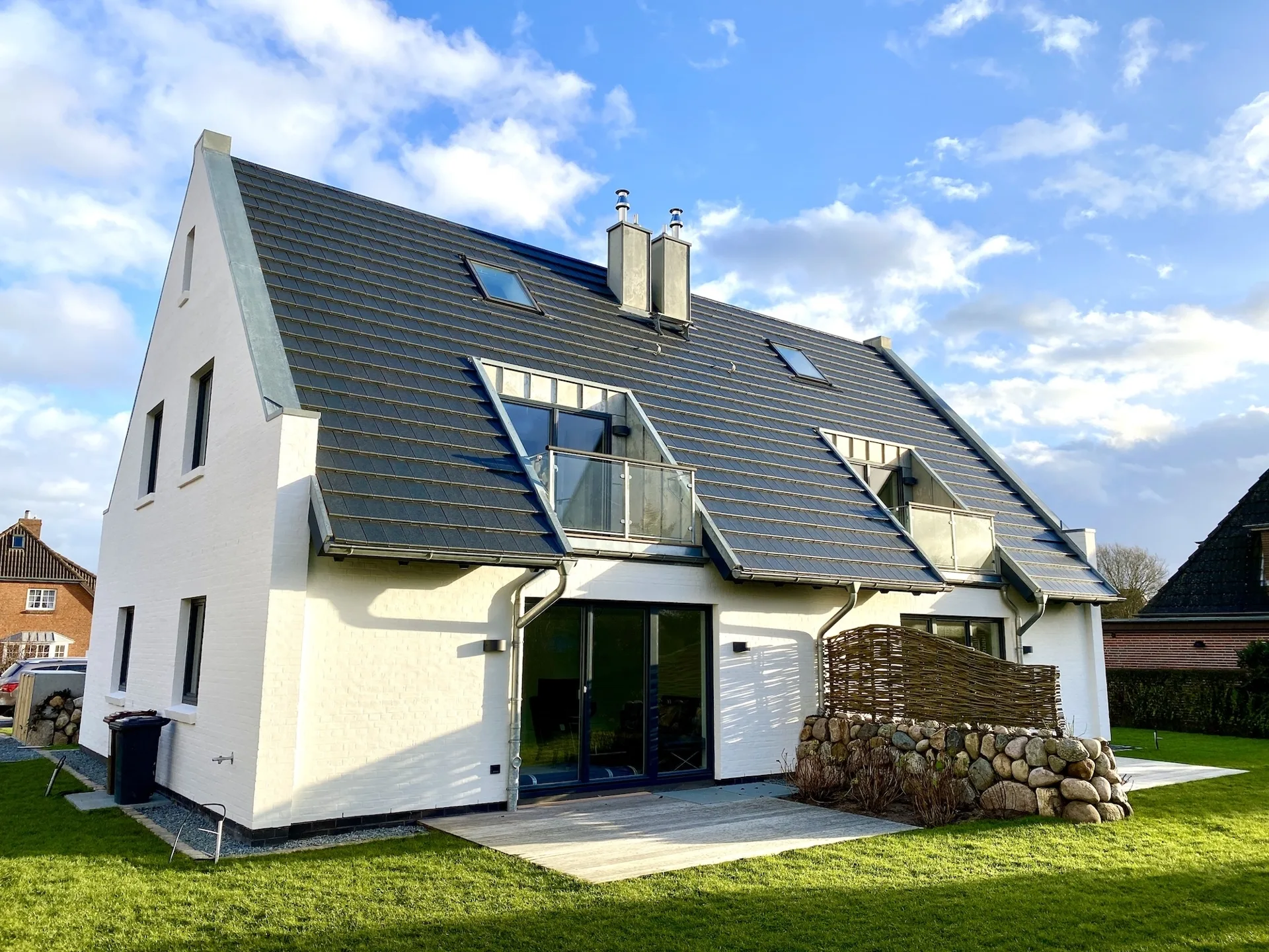 Bild - Neubauhaushälfte im Dorfkern von Morsum