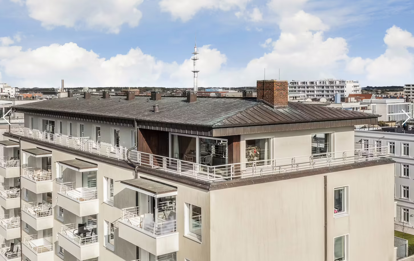 Exklusives Penthouse in Strandlage mit Meerblick - Bild (83045)