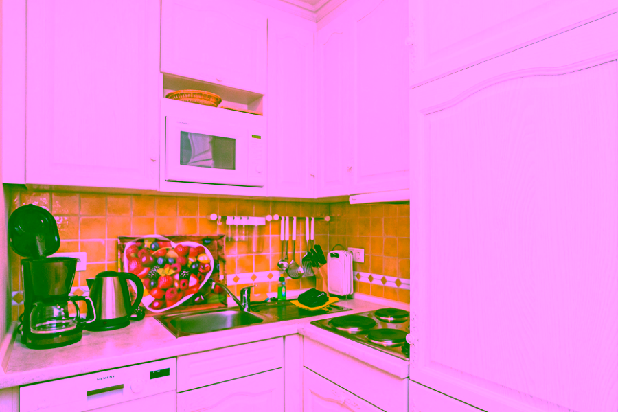 Bild - Neubau von drei exklusiven Doppelhäusern mit jeweils 1 Ferien- und 1 Dauerwohnung