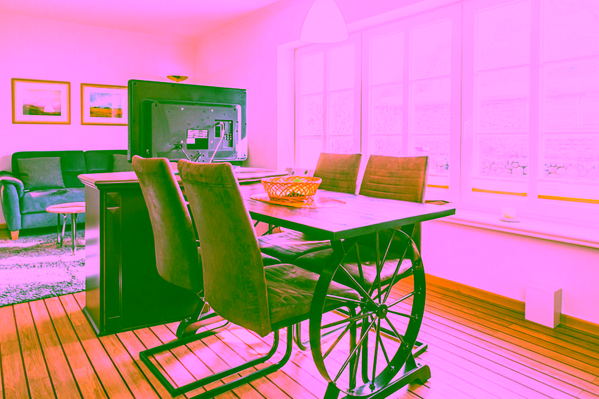 Bild - Neubau von drei exklusiven Doppelhäusern mit jeweils 1 Ferien- und 1 Dauerwohnung