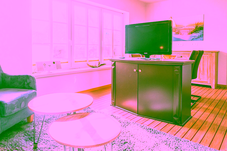 Bild - Neubau von drei exklusiven Doppelhäusern mit jeweils 1 Ferien- und 1 Dauerwohnung