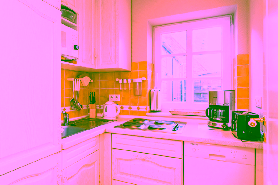 Bild - Neubau von drei exklusiven Doppelhäusern mit jeweils 1 Ferien- und 1 Dauerwohnung