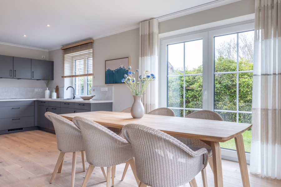 Bild - Neubau von drei exklusiven Doppelhäusern mit 4 Ferien- und 2 Dauerwohnungen