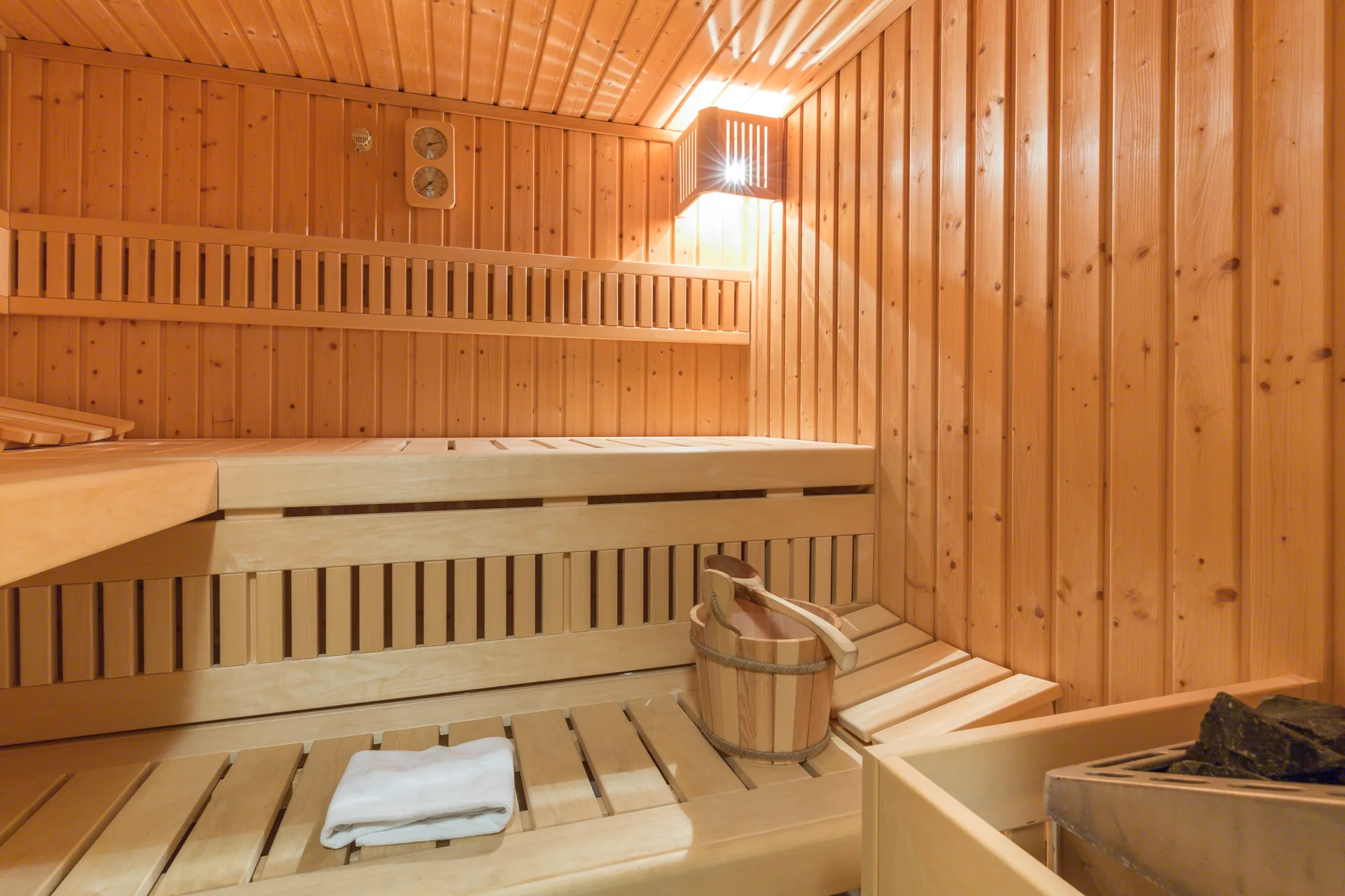 Ferienwohnung-Meeresrauschen-Mayflower-Westerland-42-04-20 - Mittelhausteil (Dauerwohnen) auf einem schönen Grundstück in strandnaher Lage von Westerland