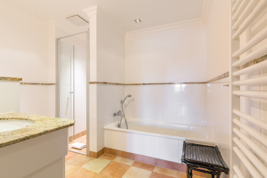 Ferienwohnung-Meeresrauschen-Andrea Doria-Westerland-42-03-13 - Mittelhausteil (Dauerwohnen) auf einem schönen Grundstück in strandnaher Lage von Westerland